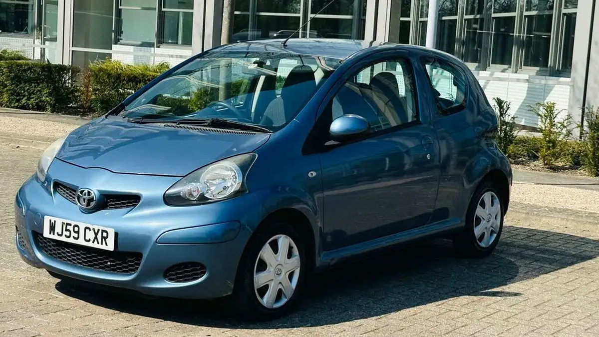 2009-toyota-aygo-10-aygo-3d-big-4