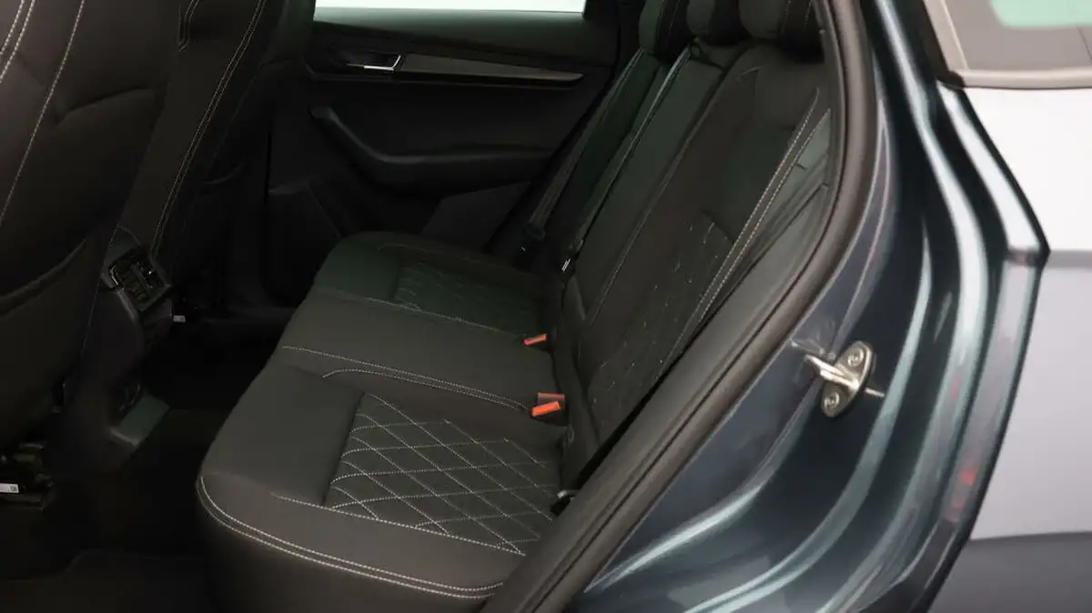 2020-skoda-karoq-15-tsi-sportline-dsg-big-15