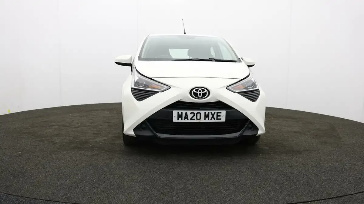 2020-toyota-aygo-10-vvt-i-x-play-big-44