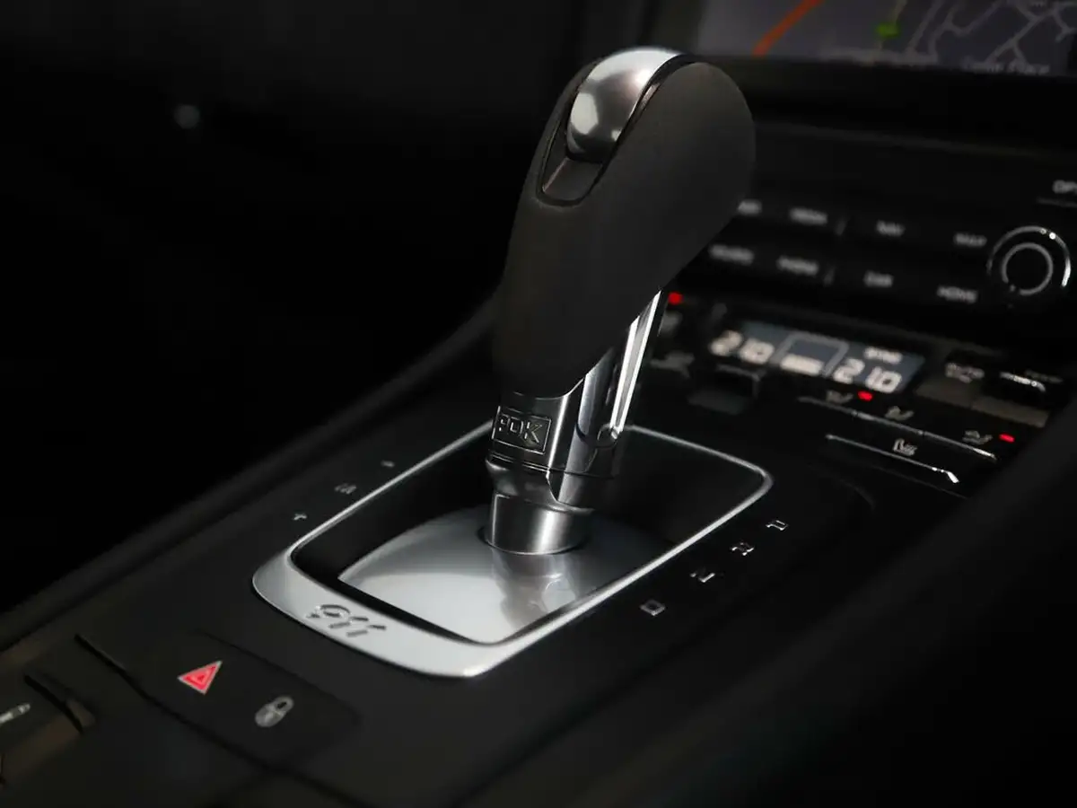 2018-porsche-911-30-carrera-gts-coupe-pdk-big-24