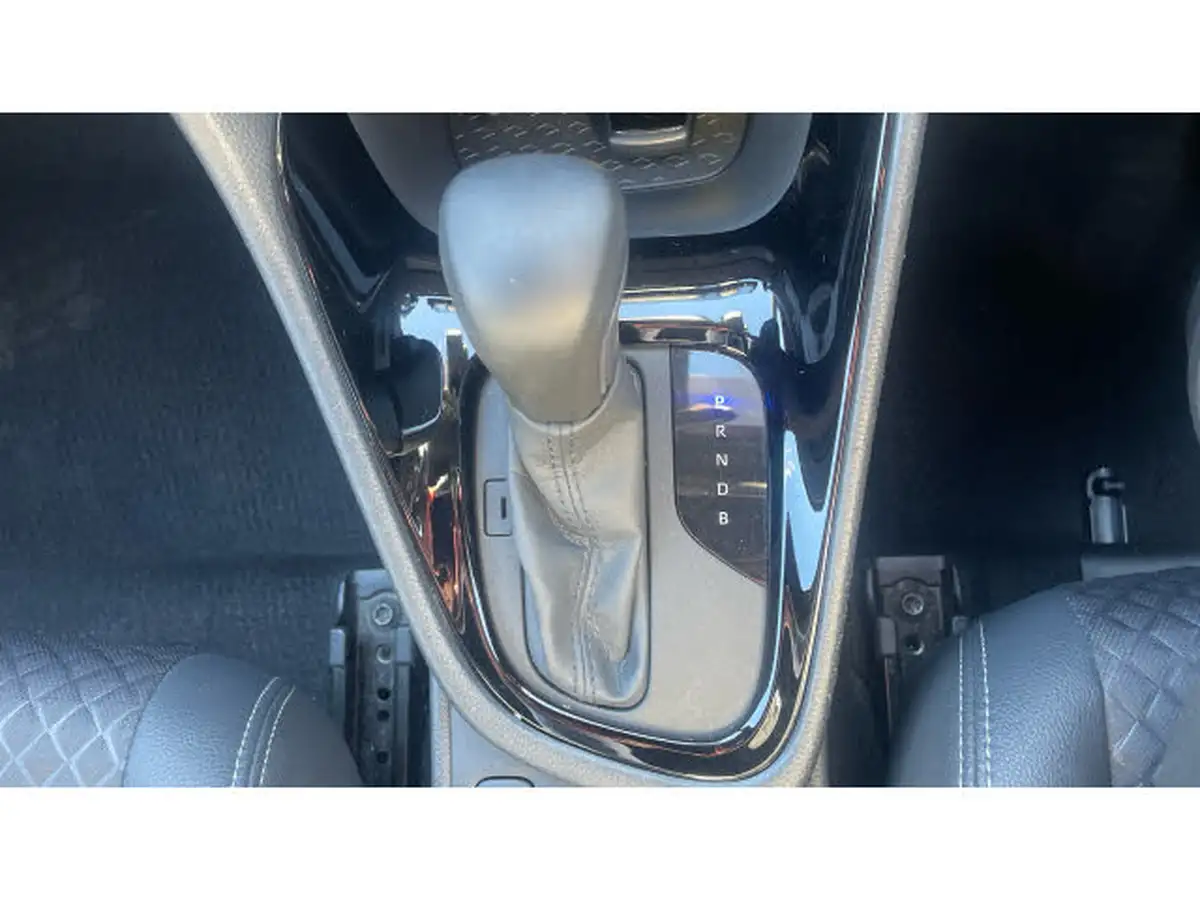 2022-toyota-yaris-15-vvt-i-dynamic-big-22