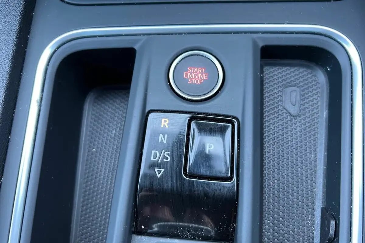 2021-seat-leon-15-etsi-fr-first-edition-hatchback-big-33