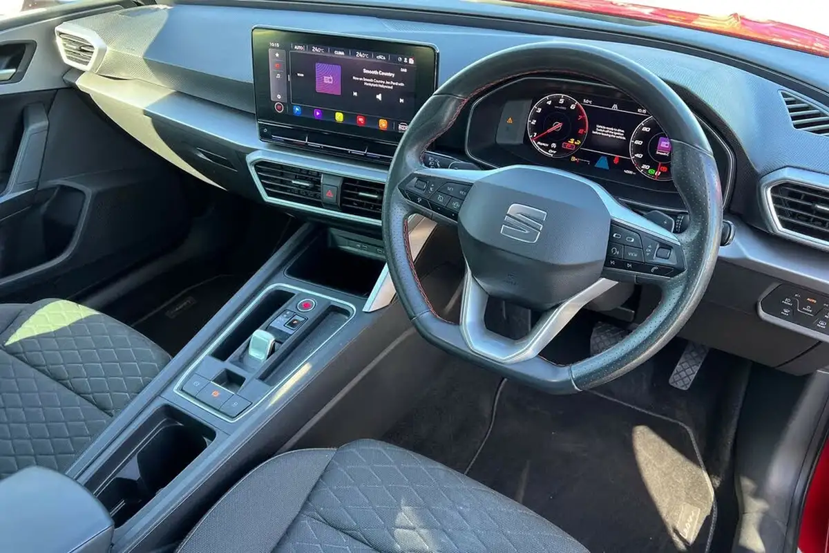 2021-seat-leon-15-etsi-fr-first-edition-hatchback-big-5