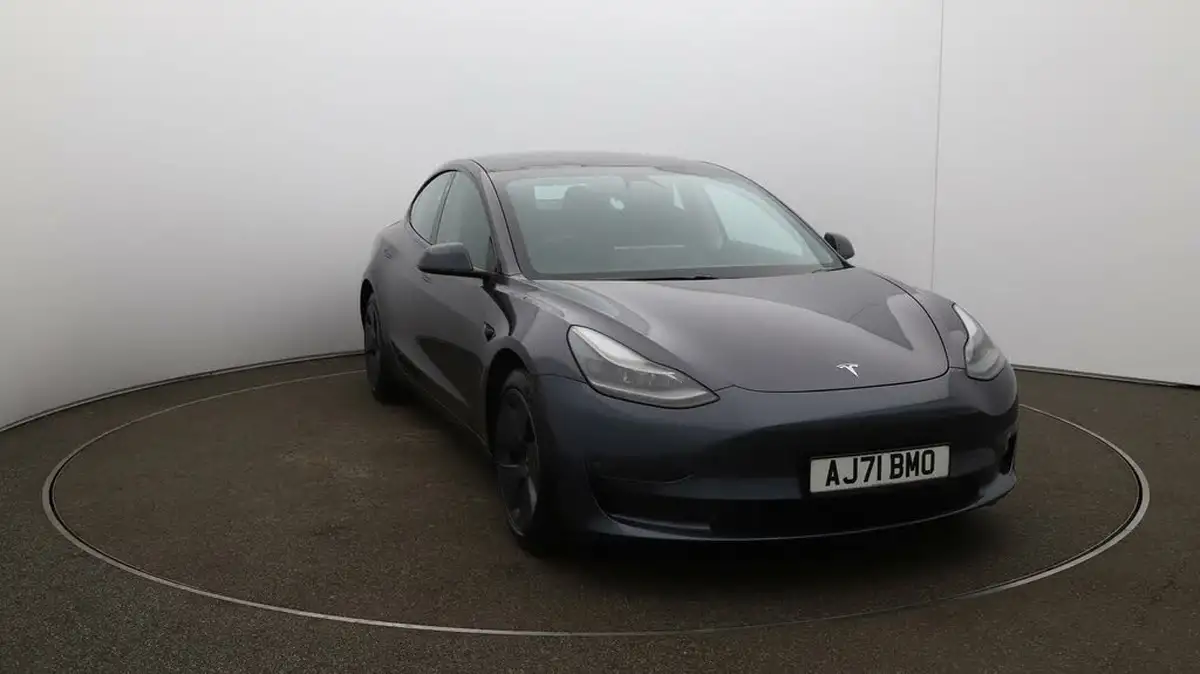 2021-tesla-model-3-e-long-range-awd-big-34