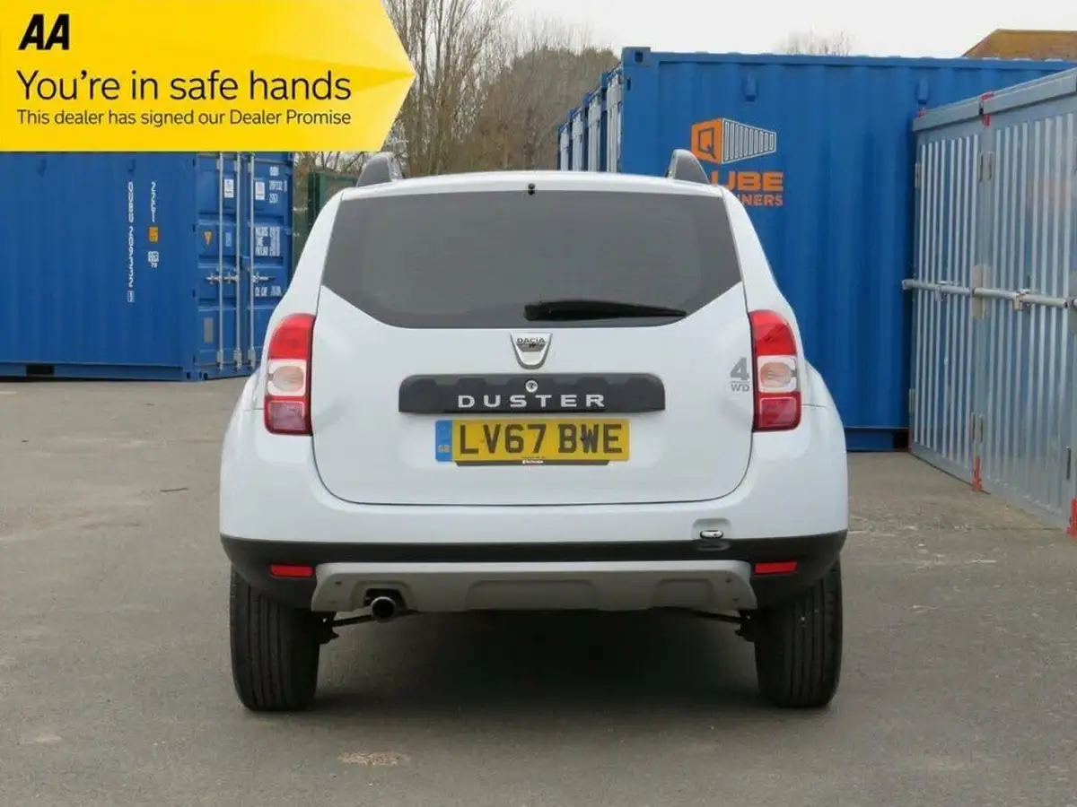 2018-dacia-duster-15dci-laureate-110hp-eu6-4x4-window-van-big-4