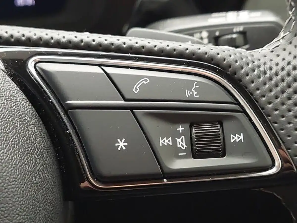 2023-audi-a3-20-35-tdi-s-line-sportback-5d-big-18