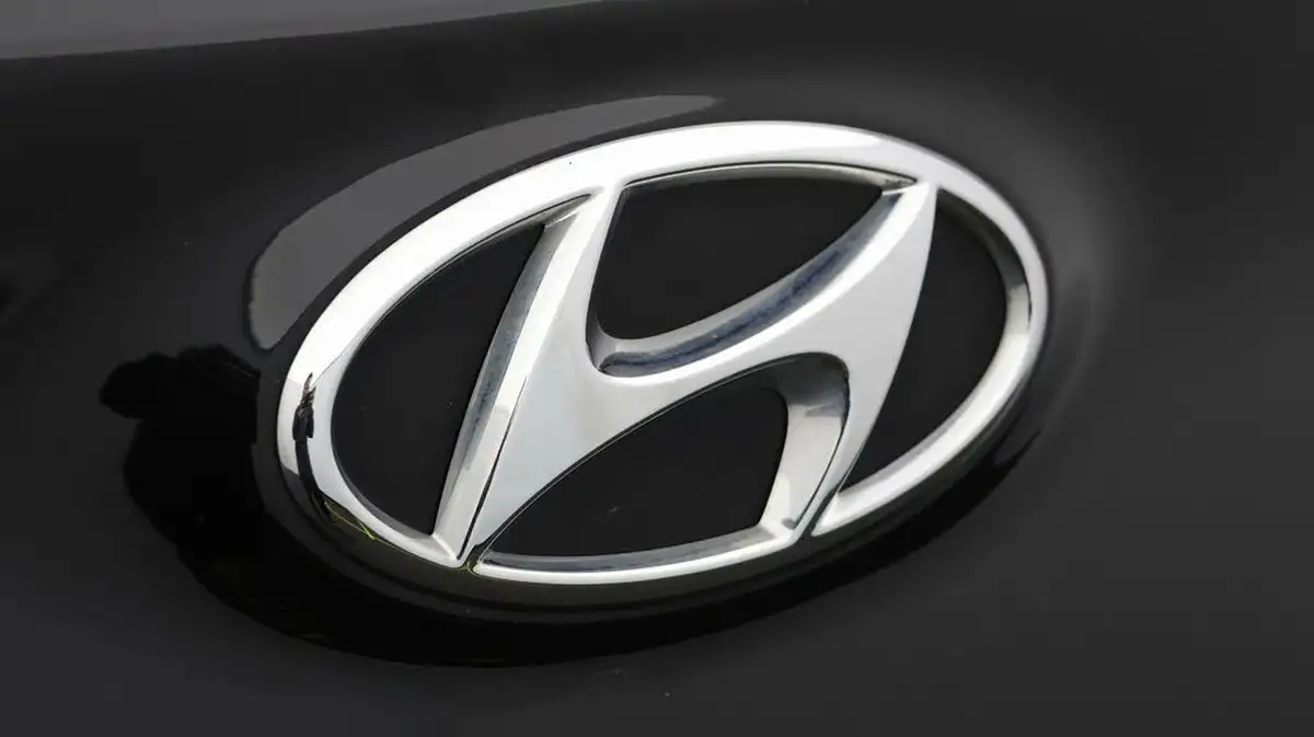 2022-hyundai-kona-e-premium-204ps-64kwh-7kw-obc-big-19