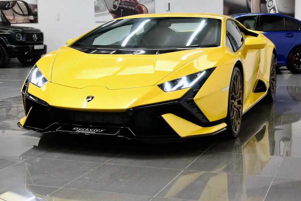 2023-lamborghini-huracan-52-tecnica-big-10