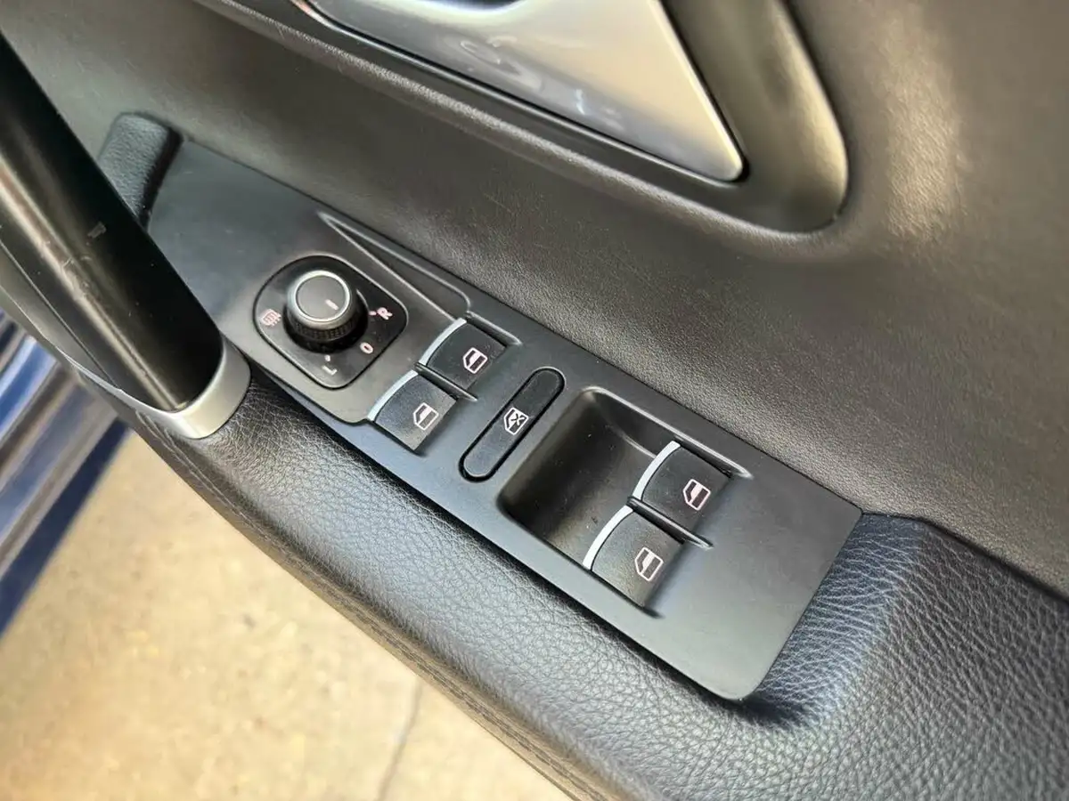 2016-volkswagen-cc-20tdi-r-line-184ps-dsg-big-25
