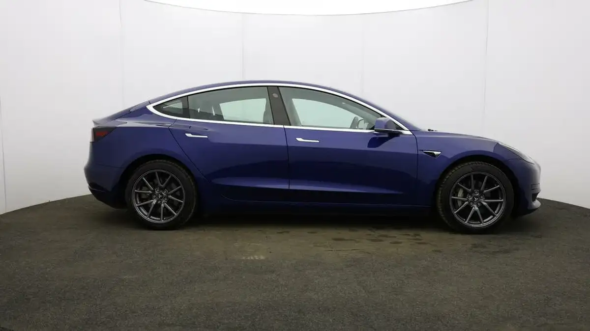 2020-tesla-model-3-e-standard-plus-big-41