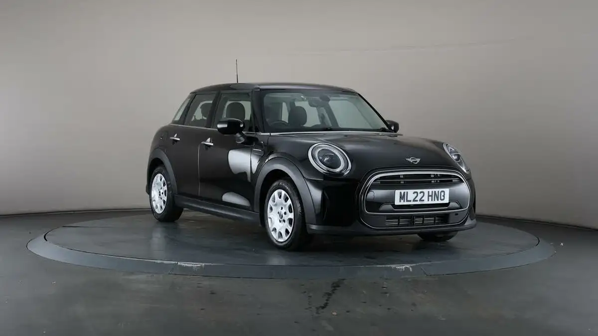 2022-mini-cooper-15-one-classic-5d-big-43