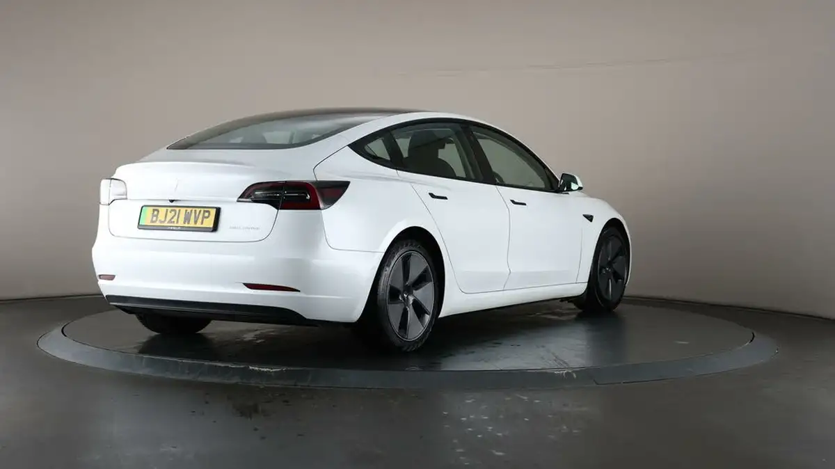 2021-tesla-model-3-e-long-range-4x4-big-60