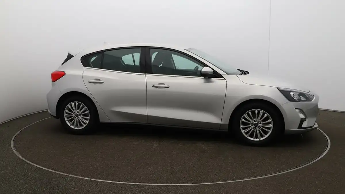 2021-ford-focus-10t-titanium-edition-125ps-hybrid-mhev-hatchback-big-39