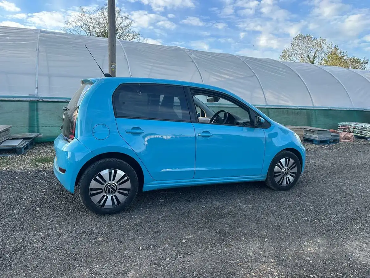 2022-volkswagen-up-e-e-up-big-7