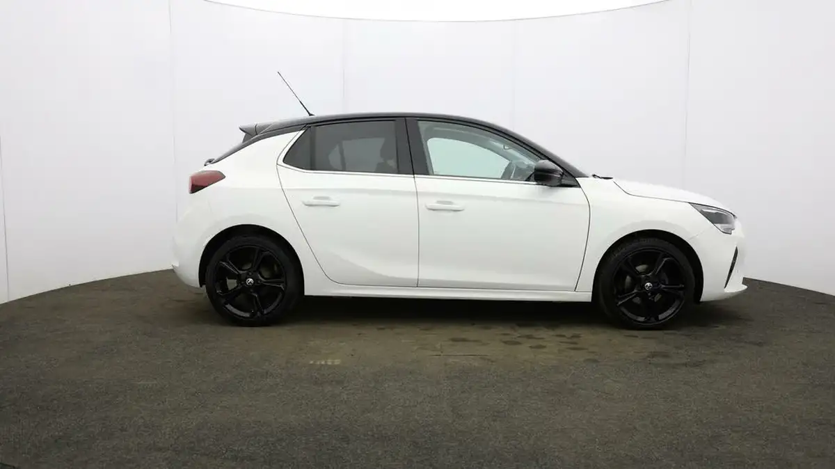 2021-vauxhall-corsa-12i-griffin-edition-big-42