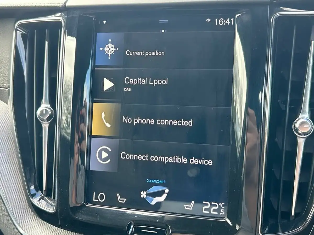 2019-volvo-xc60-20-t5-r-design-pro-awd-big-22