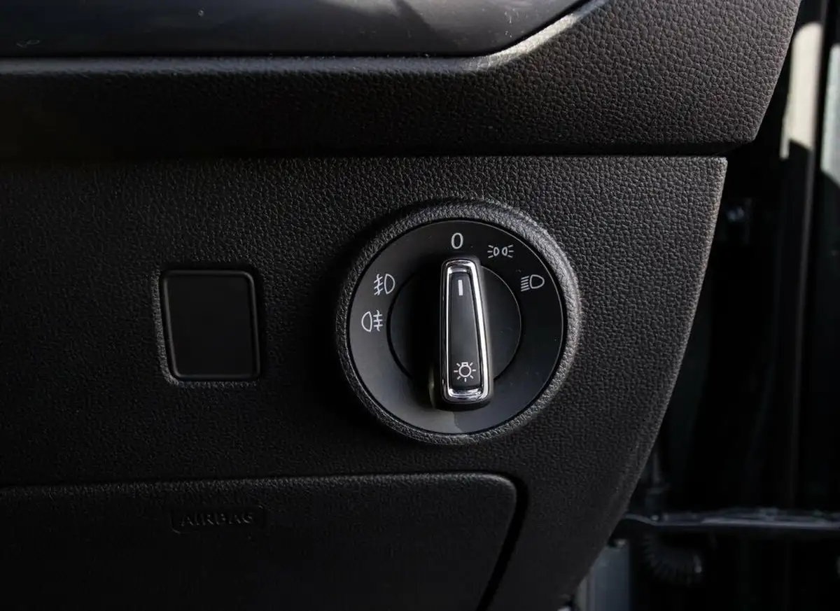 2020-seat-ateca-15-tsi-evo-se-technology-ss-dsg-big-15