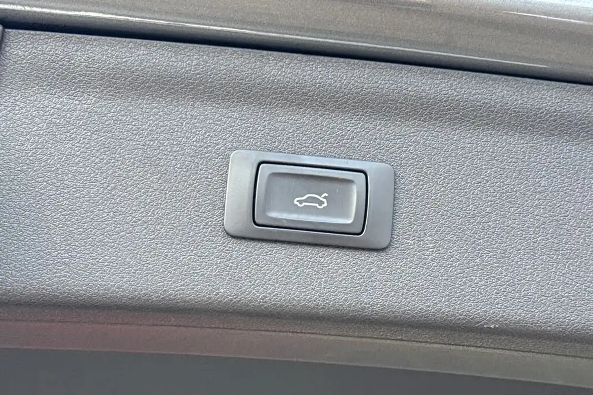2015-audi-q3-20-tdi-quattro-se-150ps-big-31