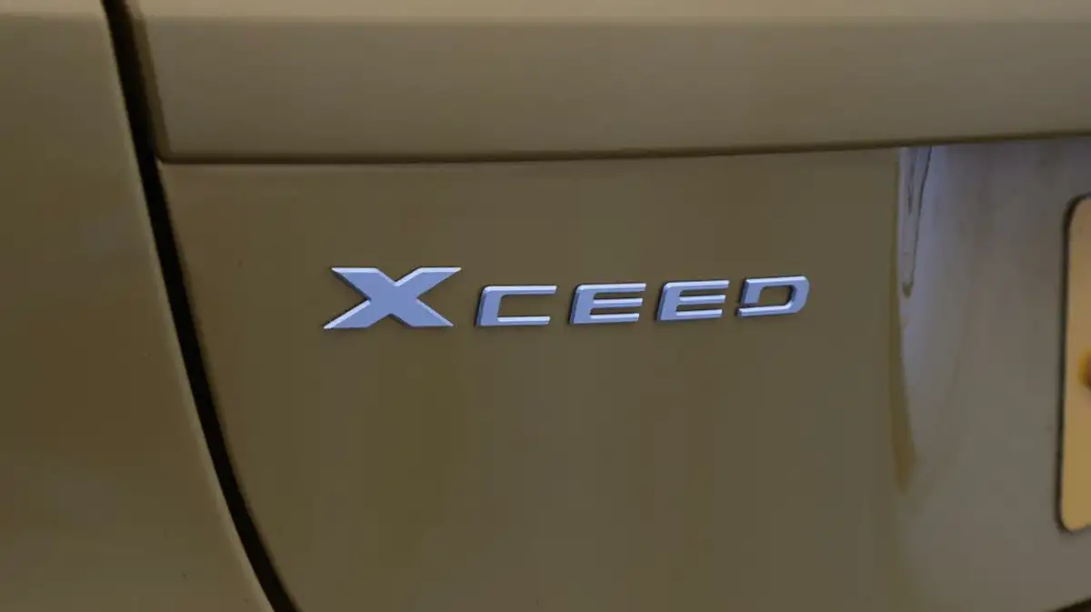 2022-kia-xceed-10-t-gdi-connect-big-20
