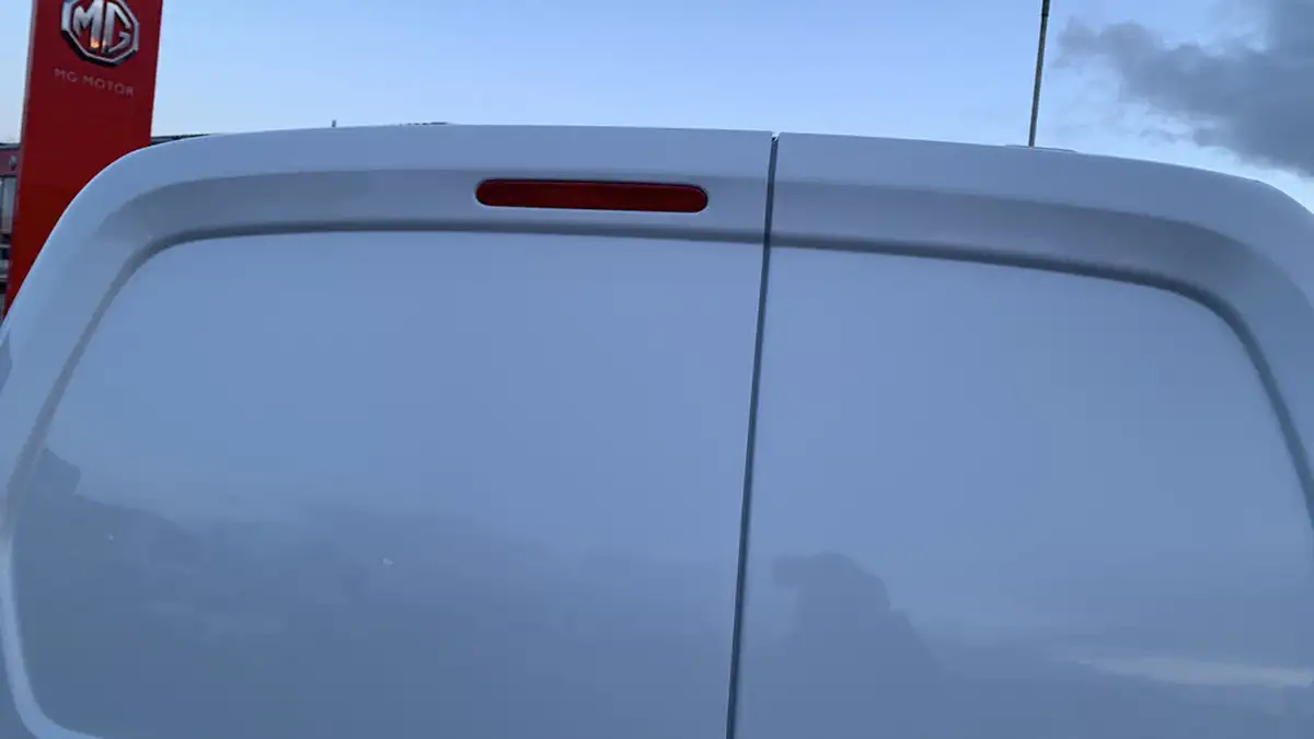 2024-citroen-berlingo-15-bluehdi-m-enterprise-100pseu6e-big-54