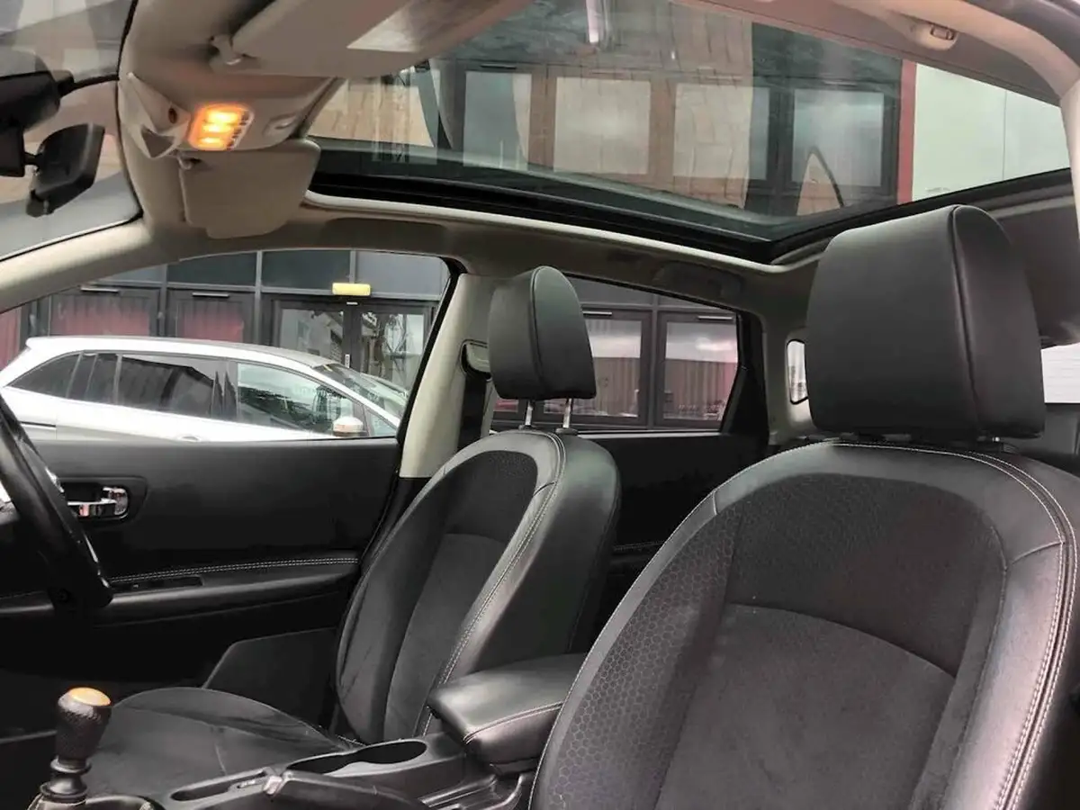 2013-nissan-qashqai-15td-360-big-23