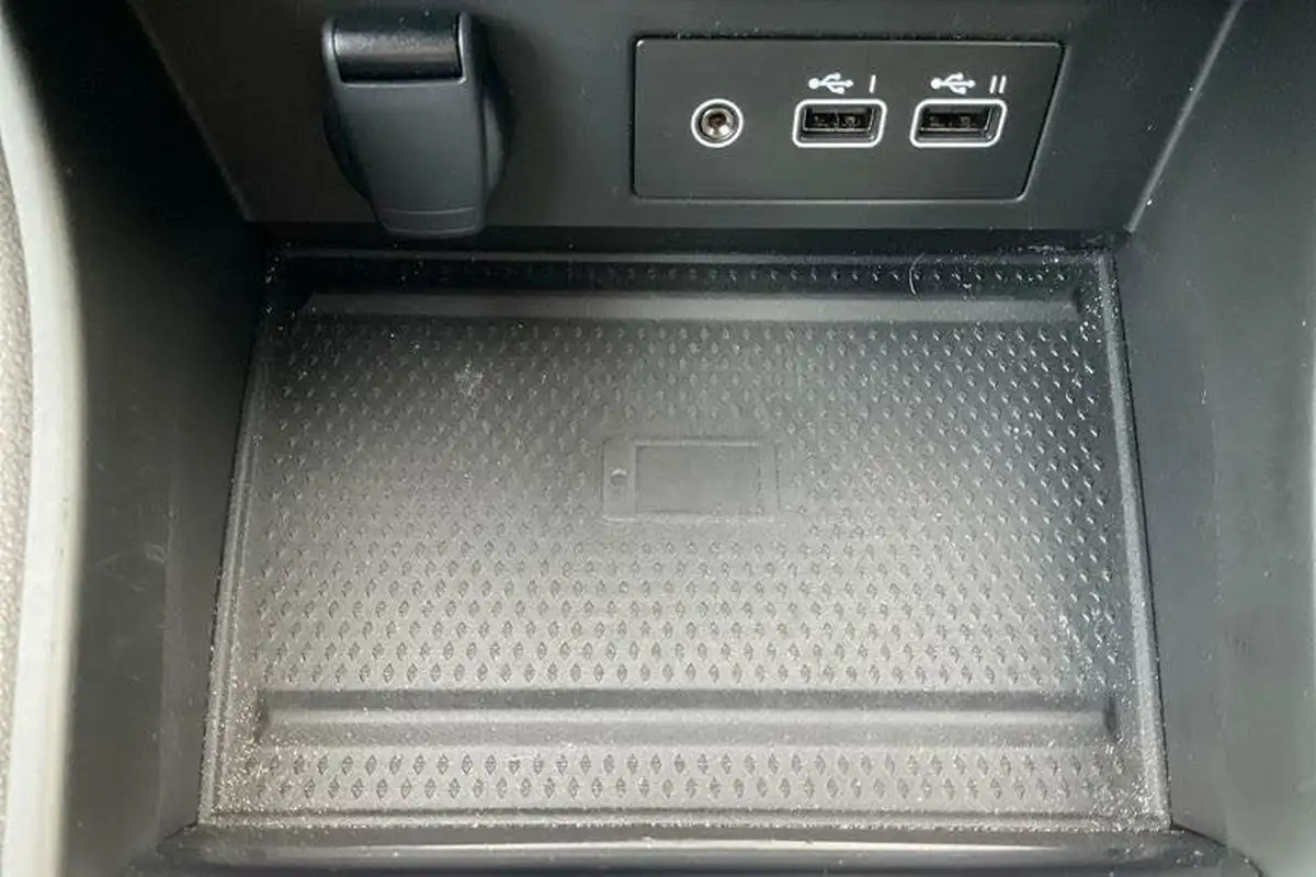 2023-renault-captur-16-techno-145ps-full-big-28
