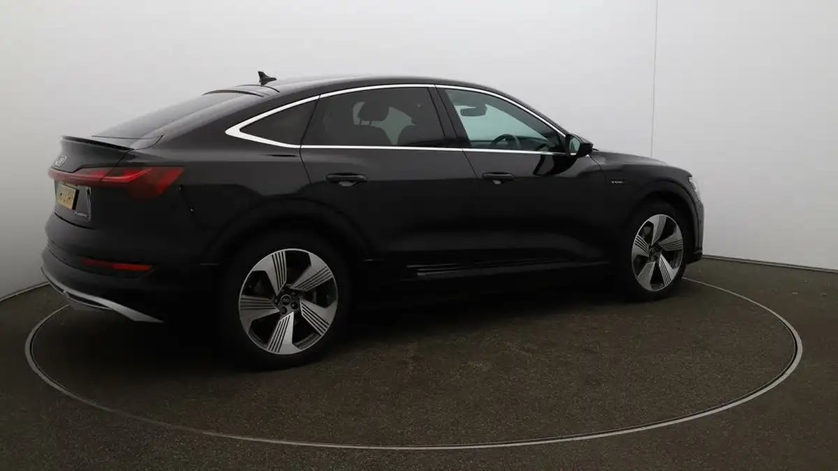 2023-audi-e-tron-55e-s-line-sportback-big-45