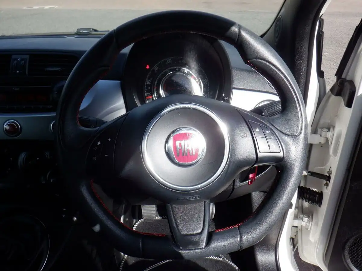 2014-fiat-500-12-s-big-8