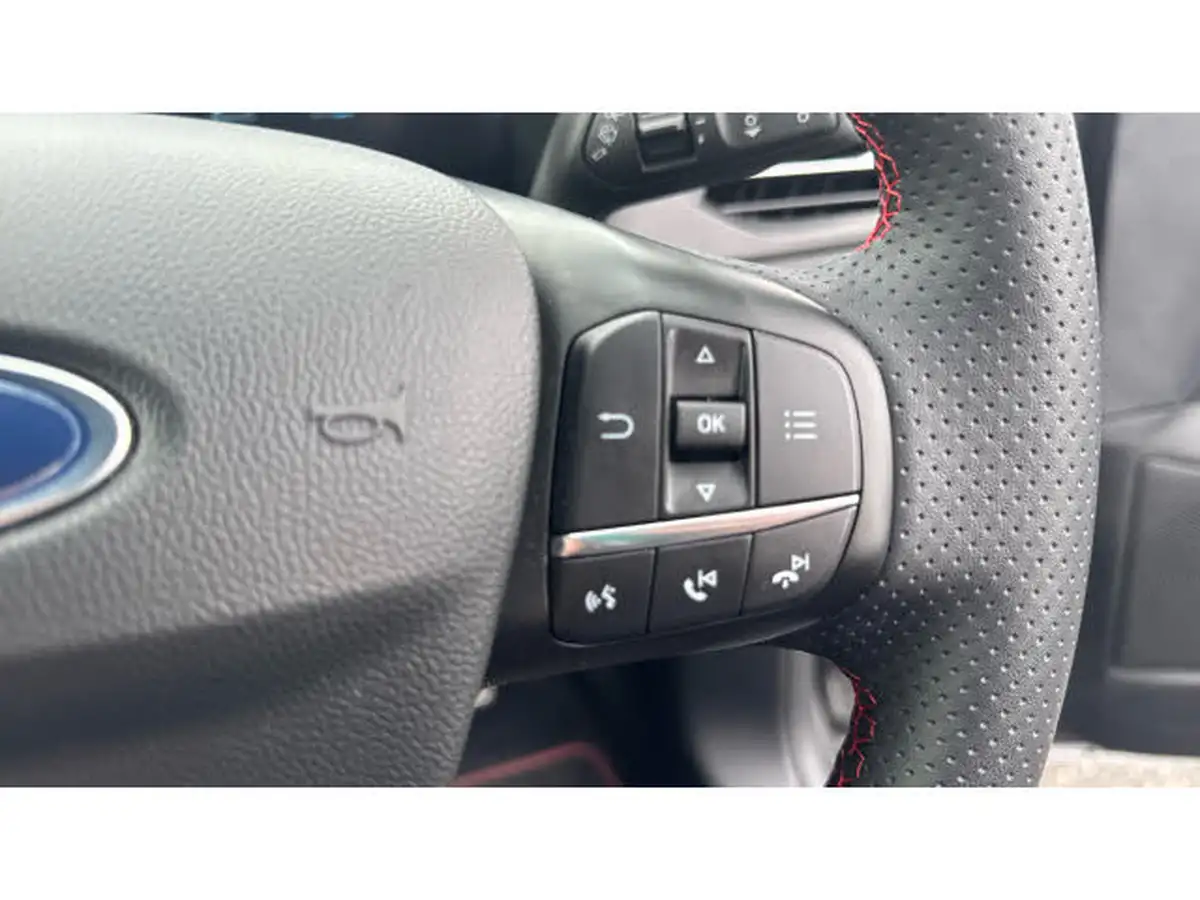 2022-ford-focus-10t-st-line-vignale-155ps-hybrid-mhev-hatchback-big-26
