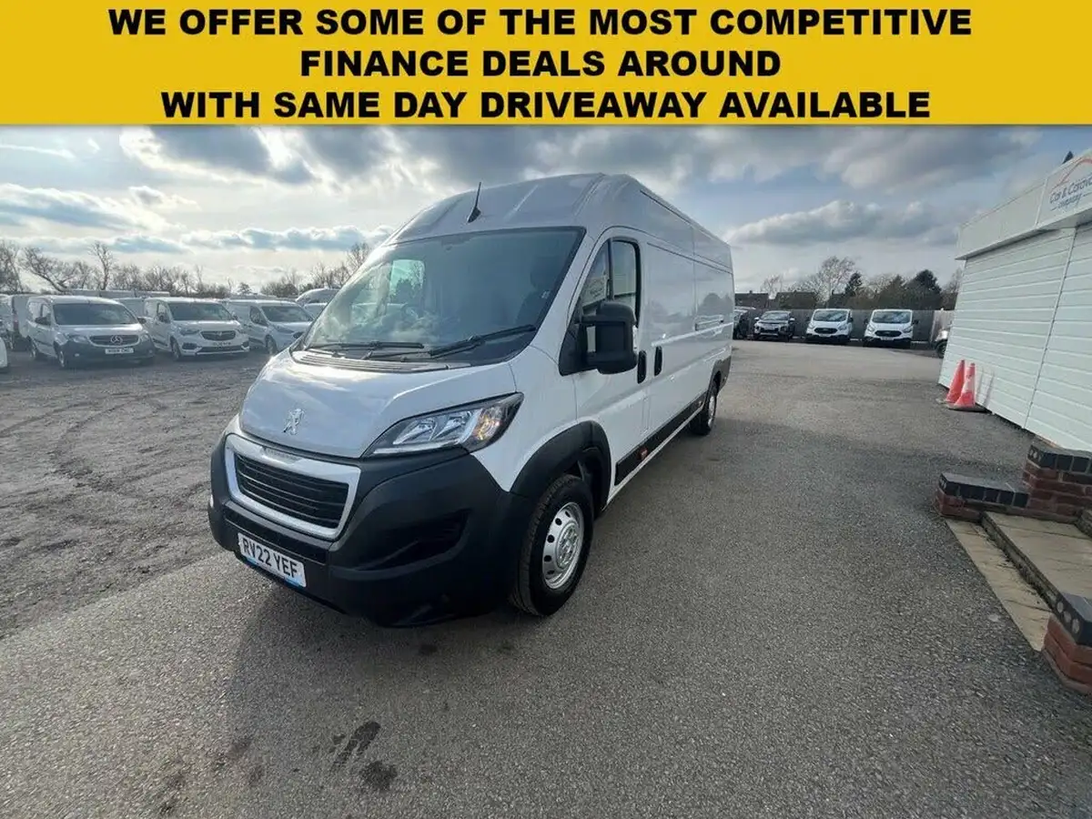 2022-peugeot-boxer-22-bluehdi-professional-435-l4-h2-big-4