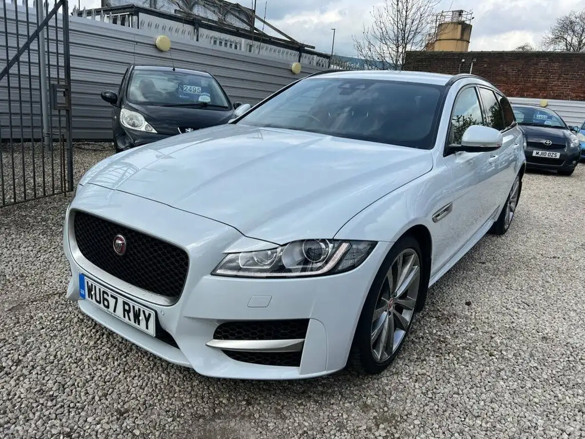 2017-jaguar-xf-20td-r-sport-180ps-sportbrake-5d-1999cc-auto-big-2