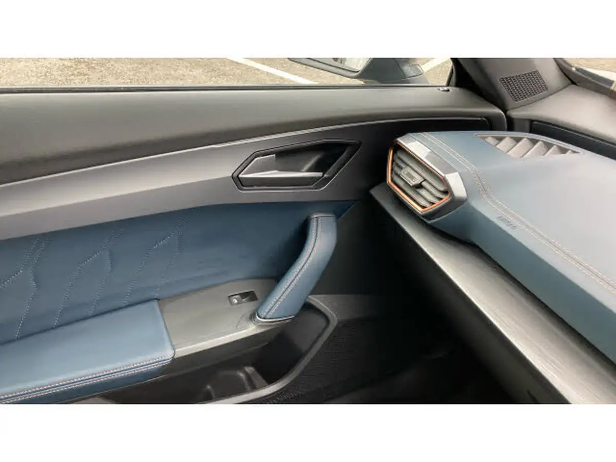 2024-cupra-formentor-14-e-hybrid-v2-big-25