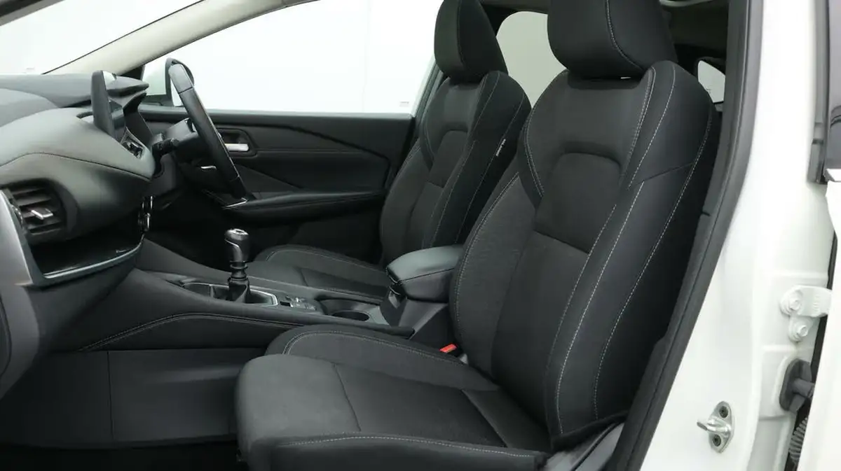 2022-nissan-qashqai-13-dig-t-n-connecta-140ps-big-14