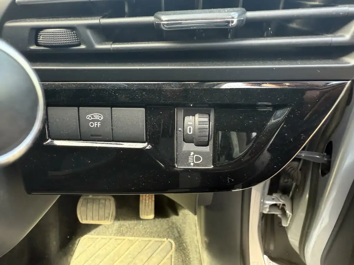 2013-citroen-c4-picasso-16e-hdi-exclusive-etg6-big-11