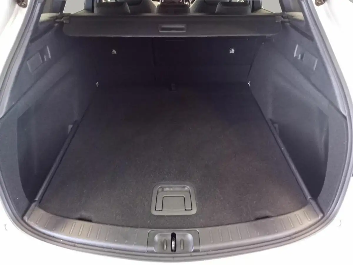 2021-toyota-corolla-18-vvt-i-gr-sport-17in-alloy-wheelstrk-touring-sports-big-37