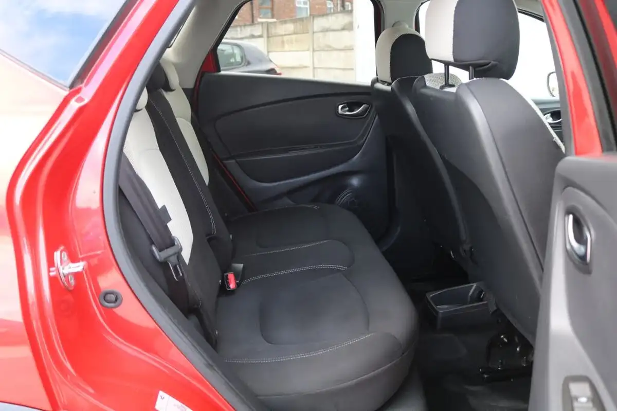 2019-renault-captur-15dci-iconic-90bhp-energy-ss-edc-auto-big-20