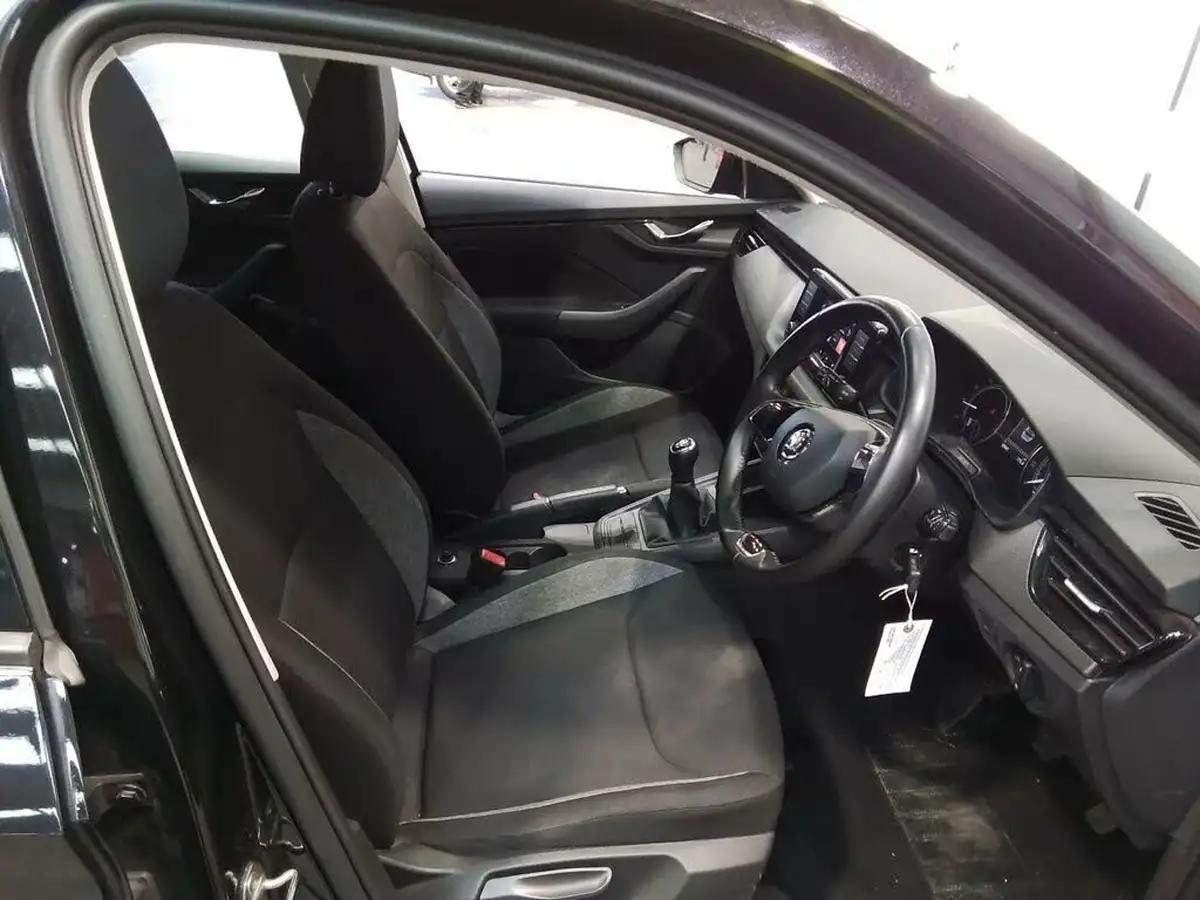 2022-skoda-kamiq-10-tsi-s-big-5