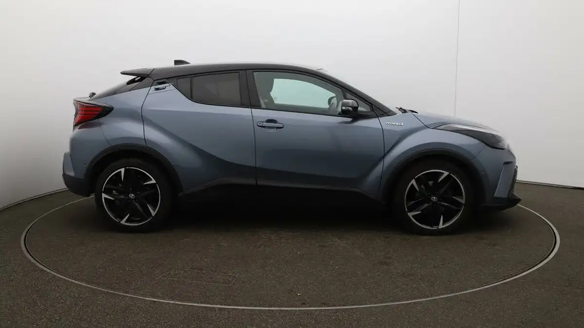 2021-toyota-c-hr-18-vvt-i-gr-sport-big-42