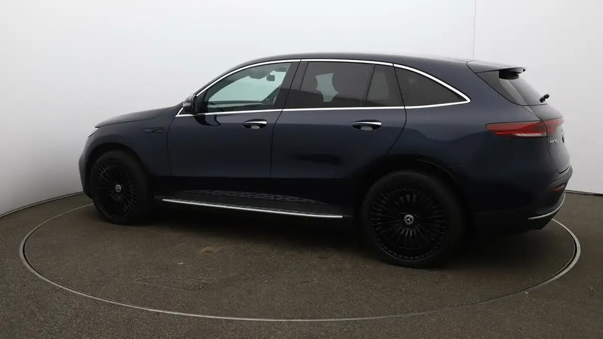 2022-mercedes-benz-eqc-e-eqc-400-amg-line-premium-plus-big-42