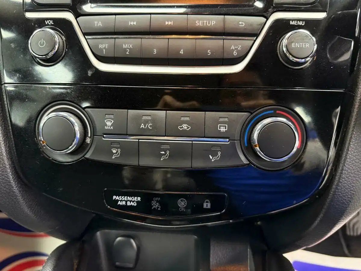 2014-nissan-qashqai-15dci-visia-big-42