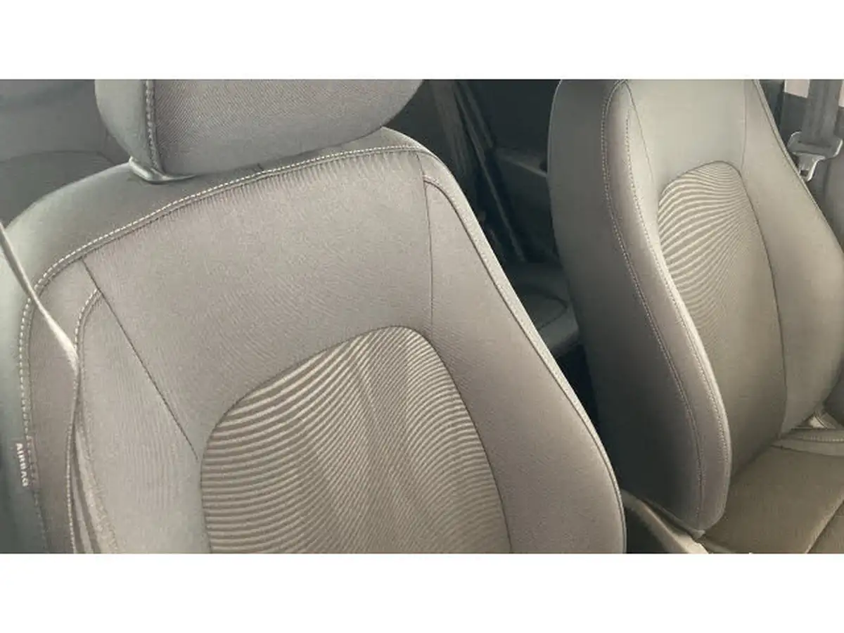 2020-hyundai-i10-10-play-big-30
