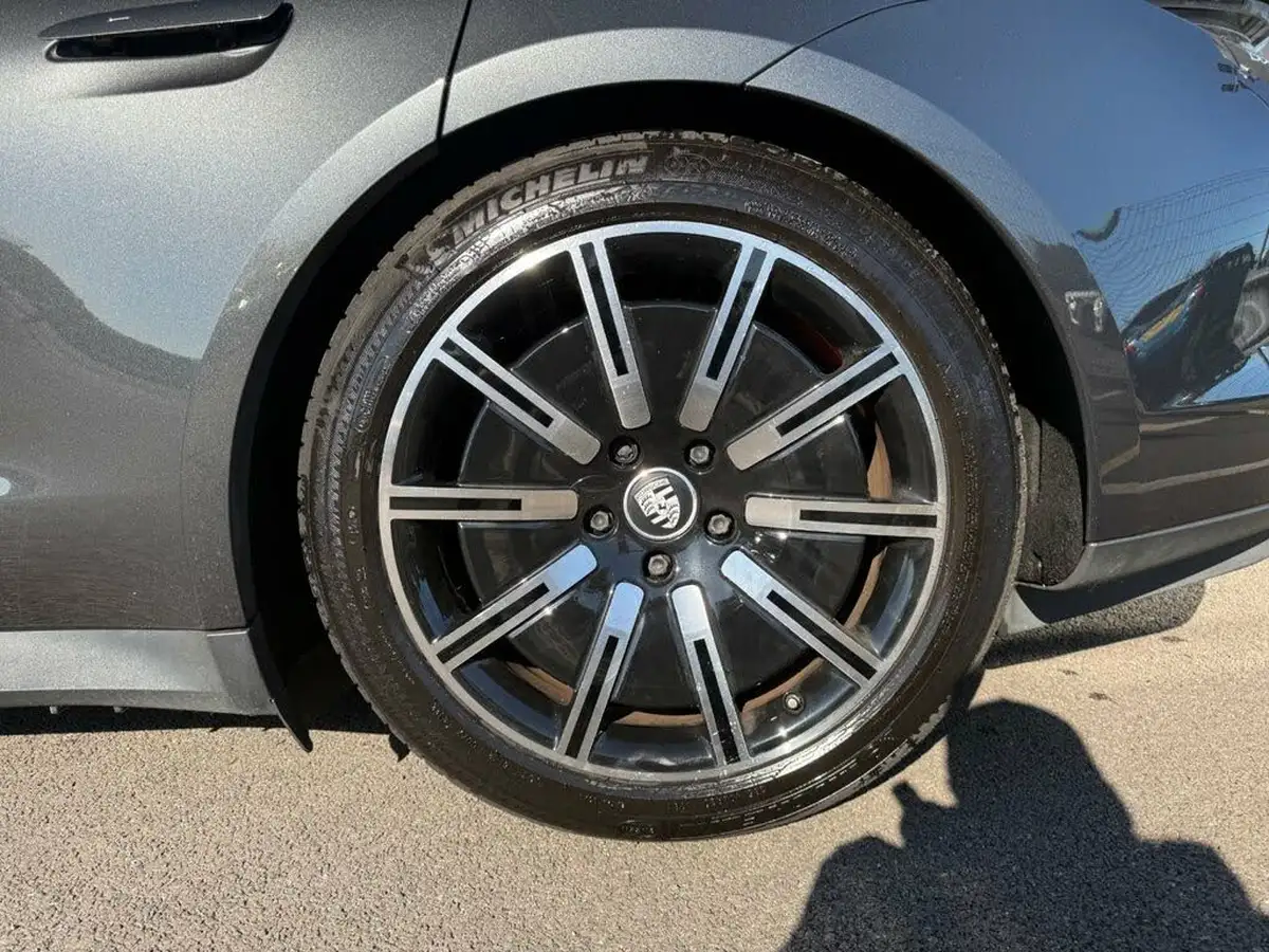 2021-porsche-taycan-e-4s-530ps-big-8