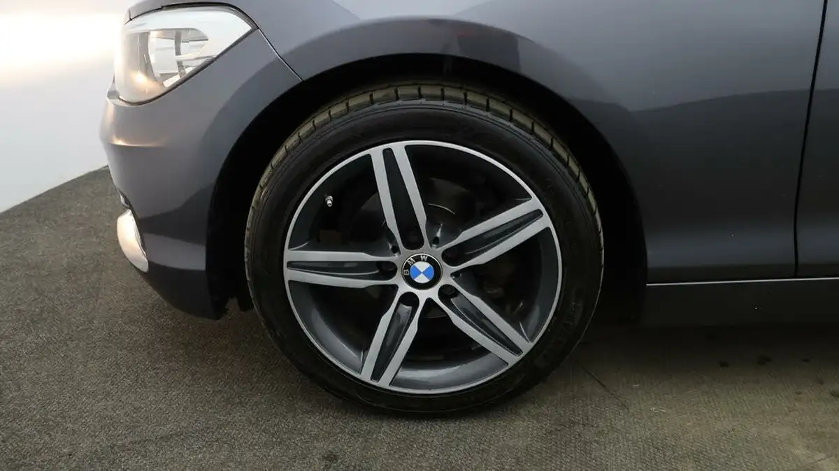 2018-bmw-1-series-15-118i-sport-3d-big-17