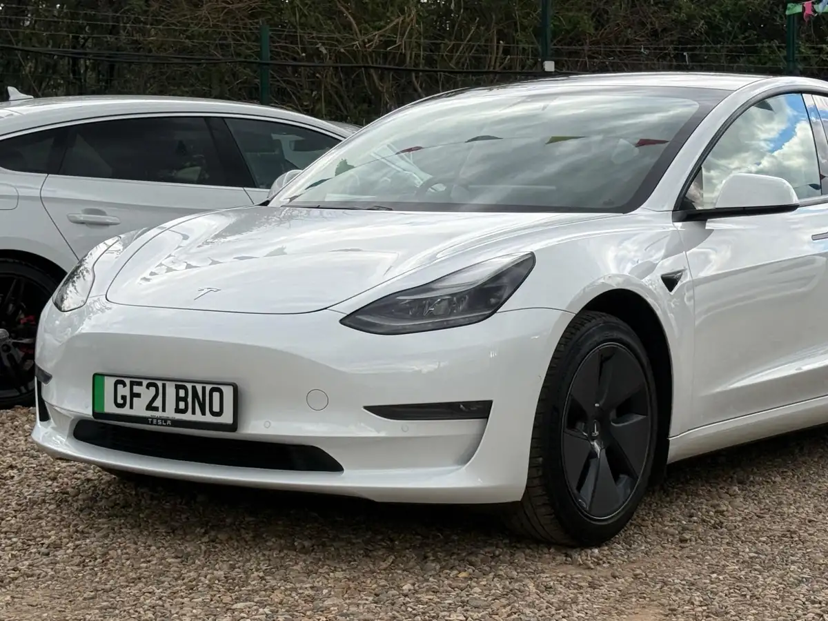 2021-tesla-model-3-e-long-range-4x4-big-23