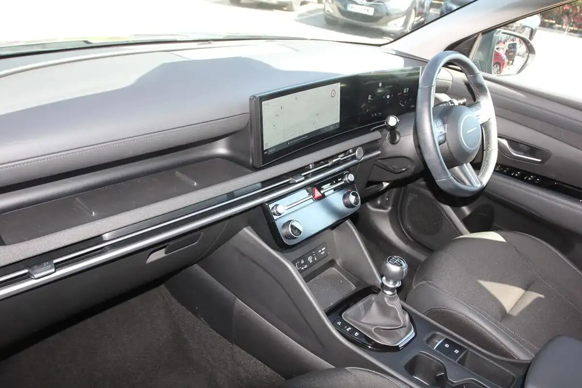 2024-hyundai-tucson-16-t-gdi-premium-160ps-two-tone-roof-big-1