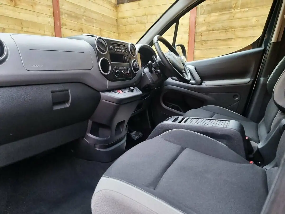 2016-citroen-berlingo-16bluehdi-multispace-feel-edition-102ps-ss-etg6-big-17
