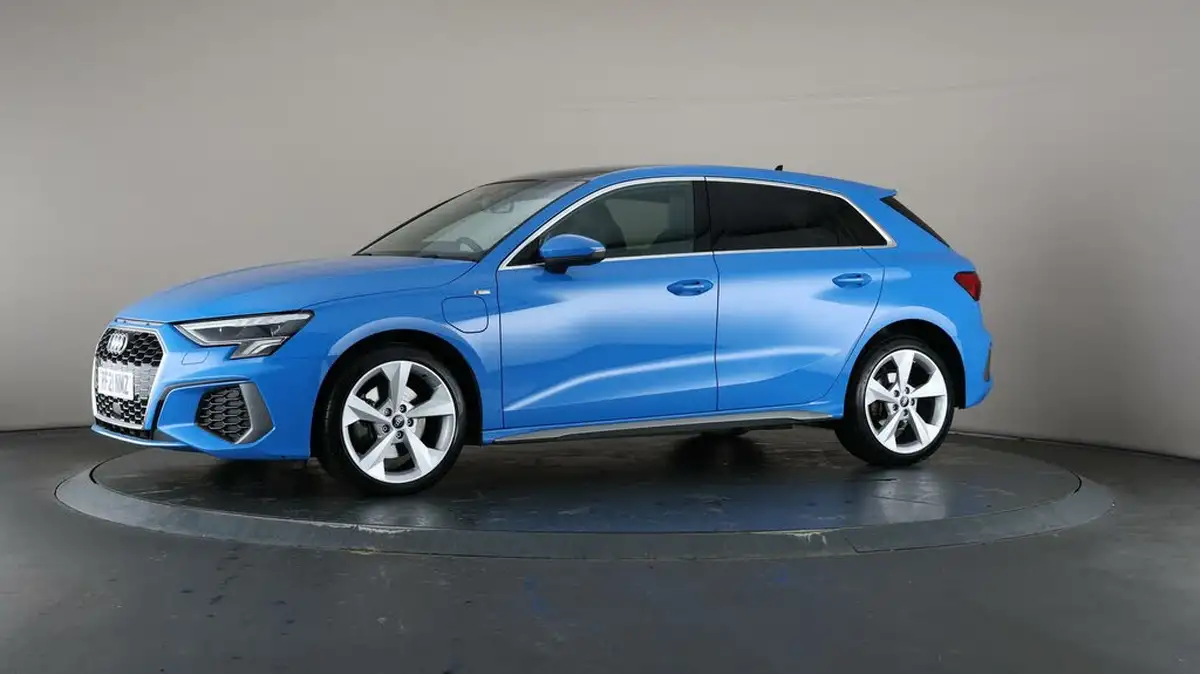2021-audi-a3-14-40-tfsi-e-s-line-big-33
