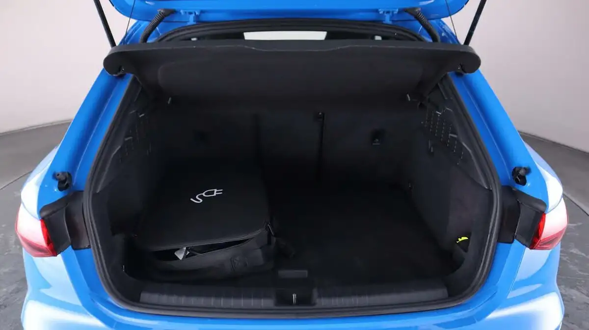 2021-audi-a3-14-40-tfsi-e-s-line-big-16