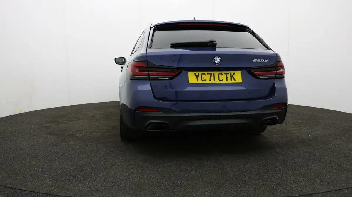 2021-bmw-5-series-20td-520d-m-sport-mht-touring-5d-big-34