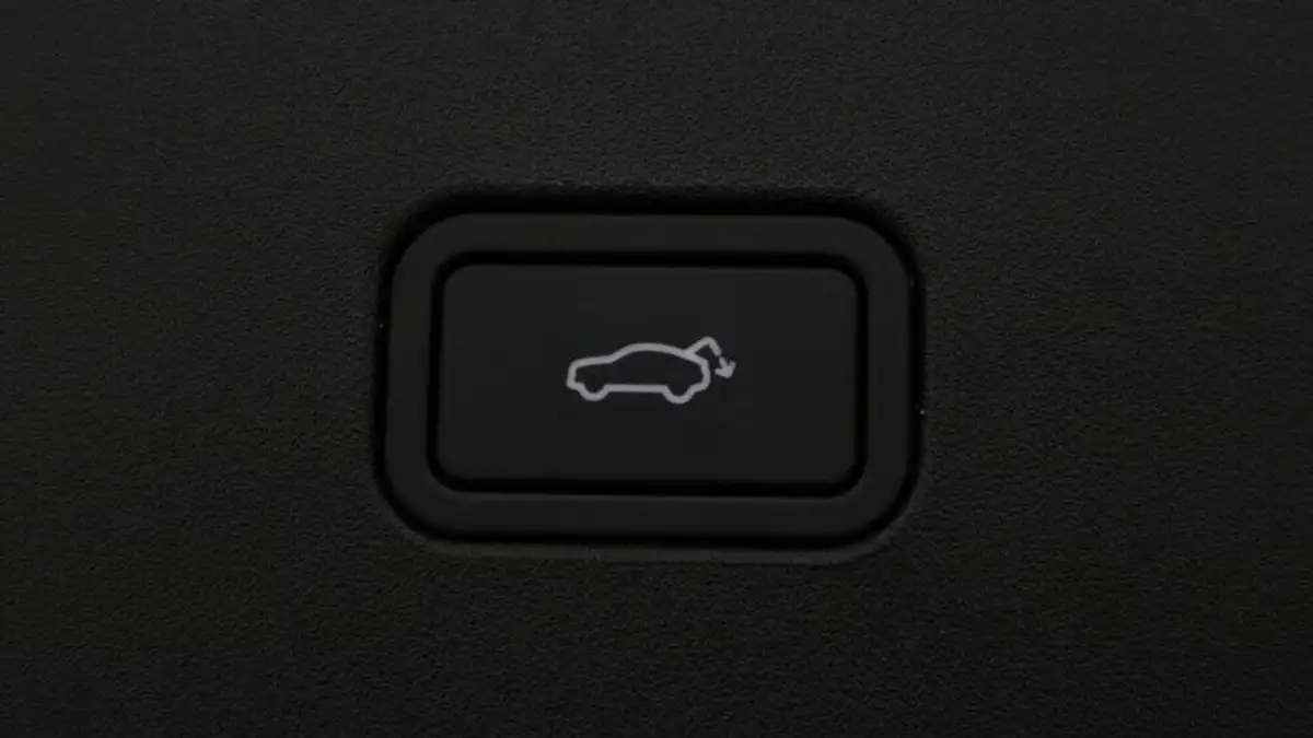 2024-volvo-ex30-e-twin-ultra-big-17